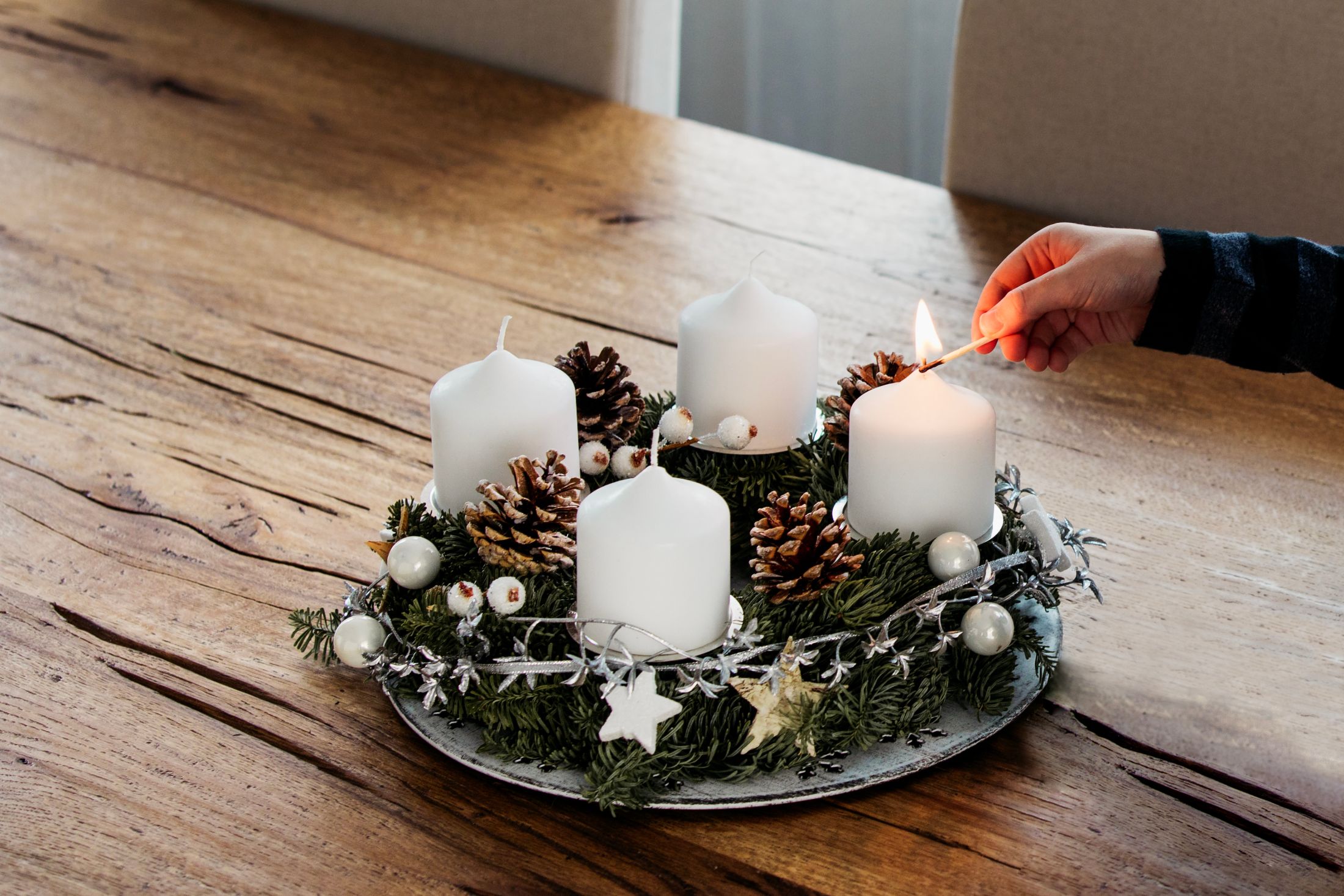 Gyújtsuk meg az adventi gyertyát!