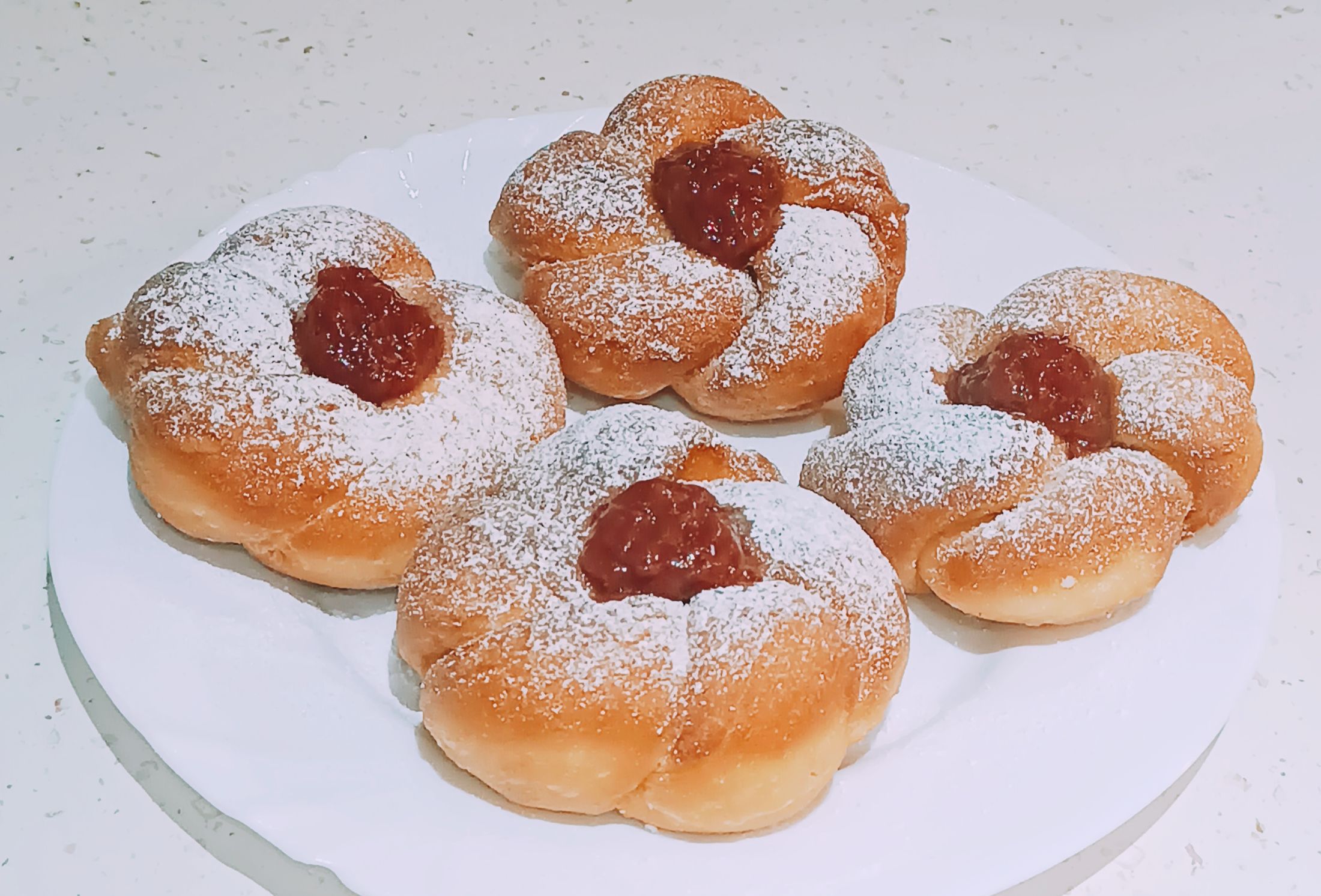 Terítéken a farsangi fánk