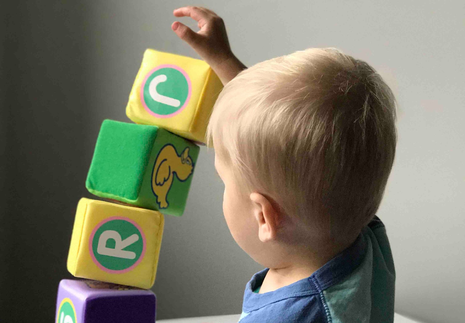 Támogatást igényelhetnek a dolgozni visszatérő kisgyermekesek