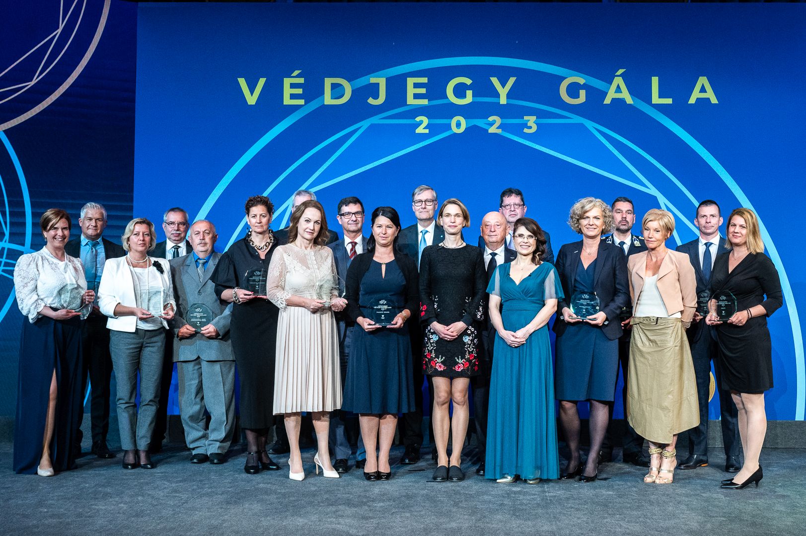 Díjakkal ismerték el a Kiemelkedően Családbarát Helyeket