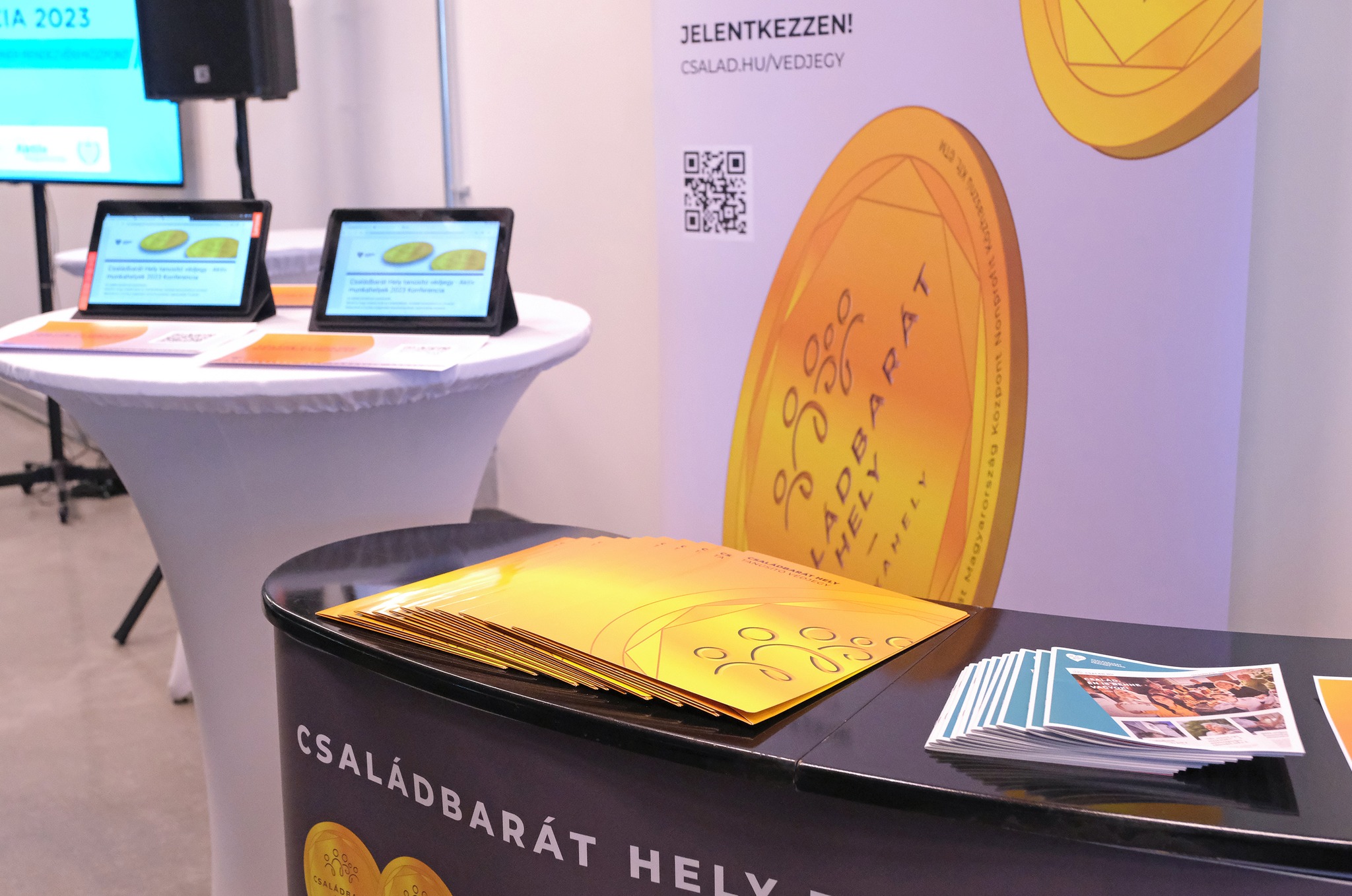 Fiatal álláskeresők és családbarát munkahelyek