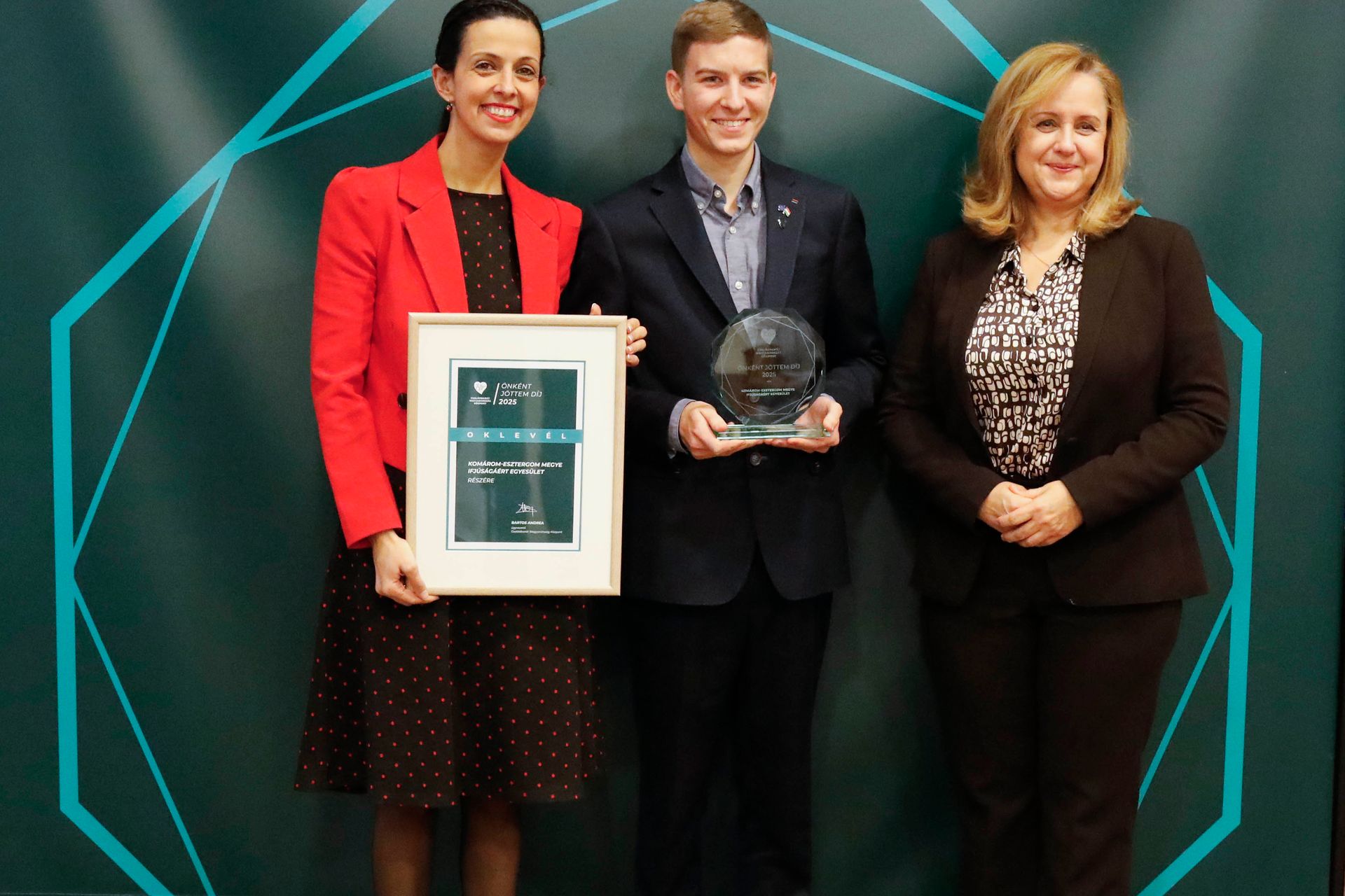Önként Jöttem díjátadás 2025. Komárom-Esztergom 