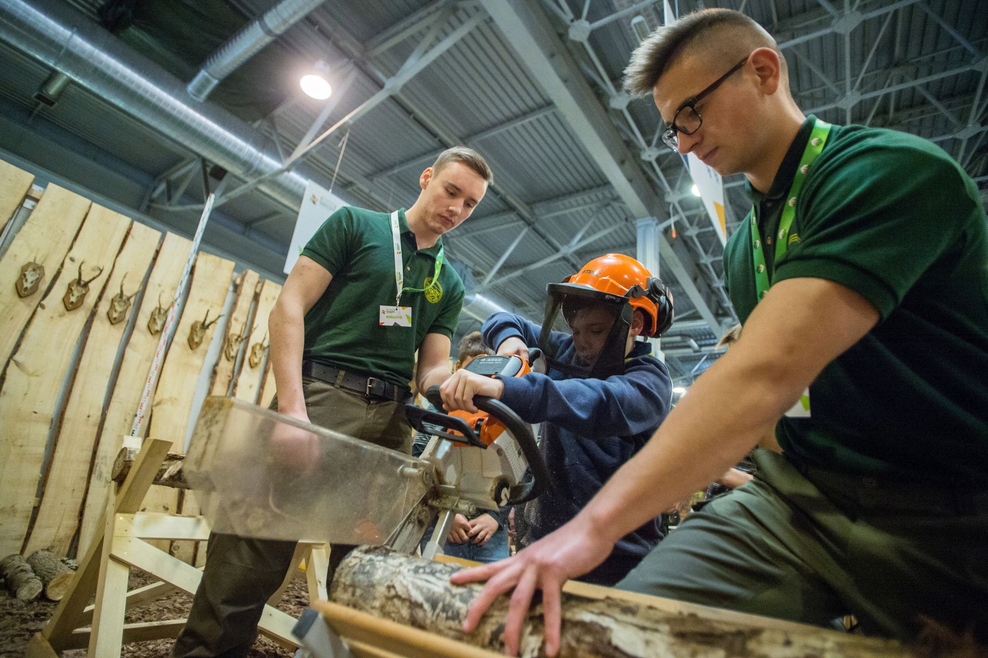 Az agrárszakmákat ma már nem az ásó és a kapa jelenti