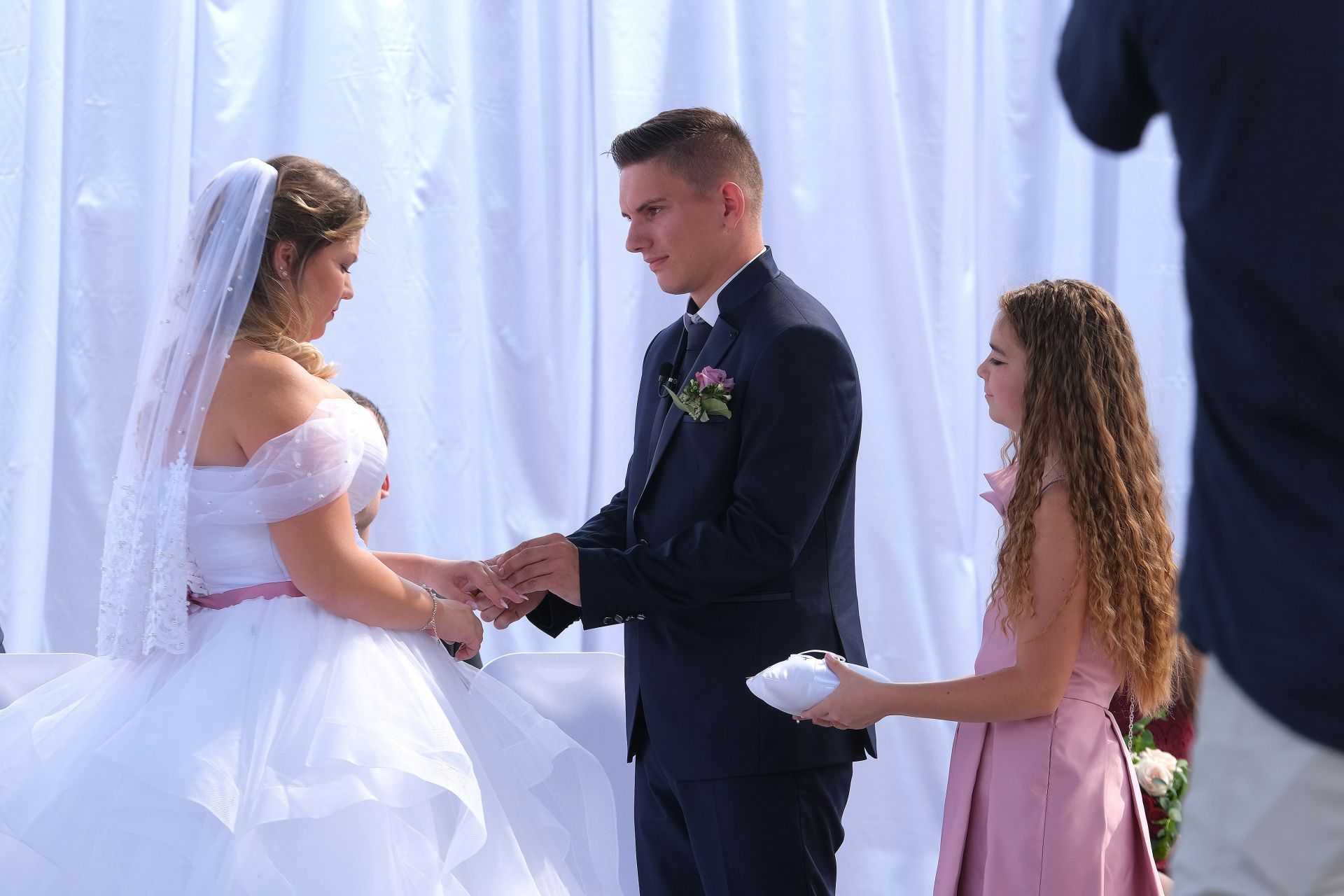 Reneszánszát éli a házasságkötés Magyarországon  – öt esküvő a Skanzenben