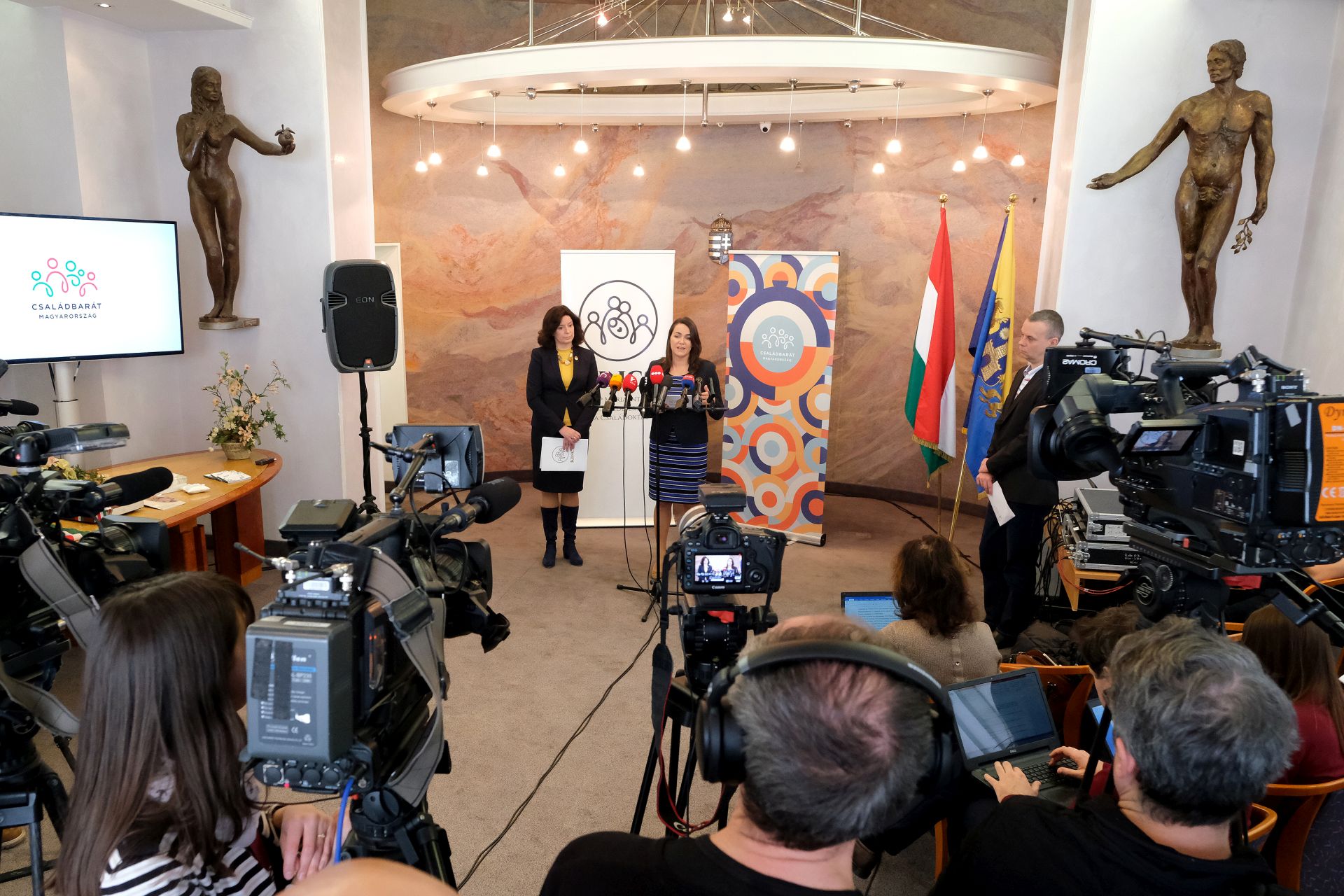 Csúcson a házasságkötések száma