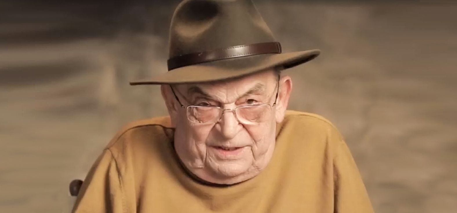 Bodrogi Gyula: „Írok és farigcsálok”