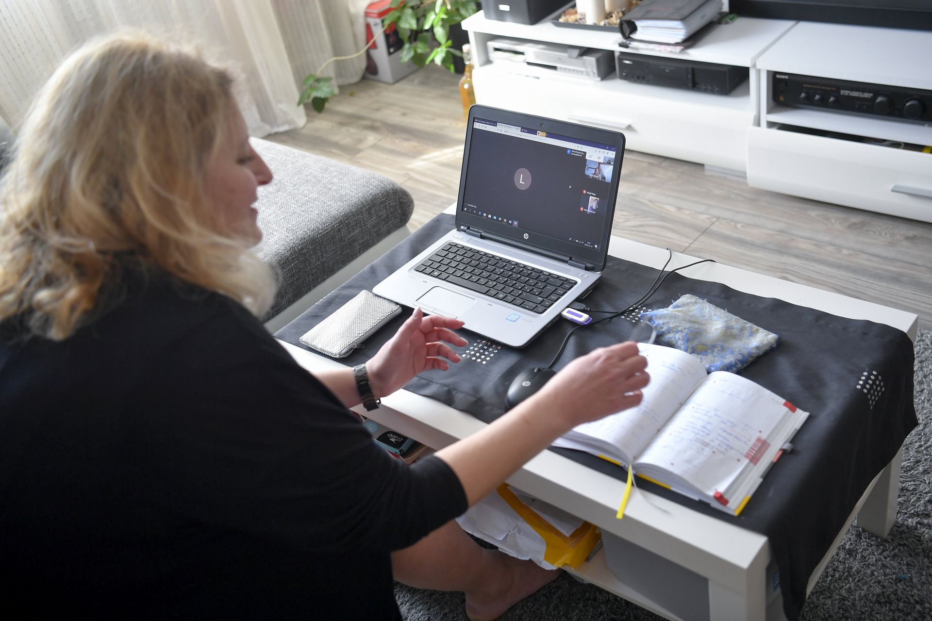 Maradj otthon – kiberbiztonságban!