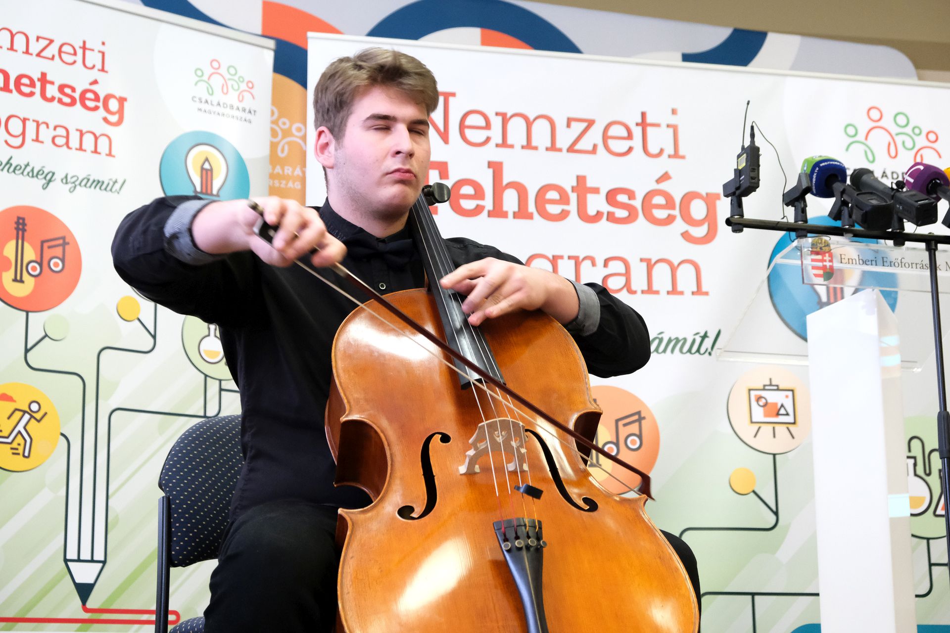 Indulnak a Nemzeti Tehetség program pályázatai