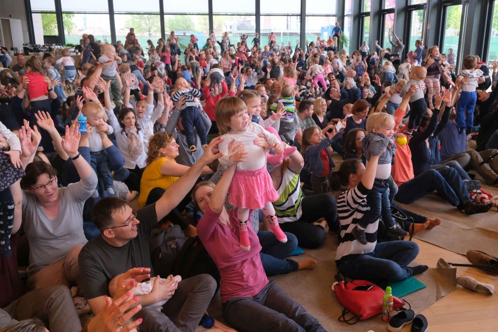 Anyák napi Ringató a Millenárison