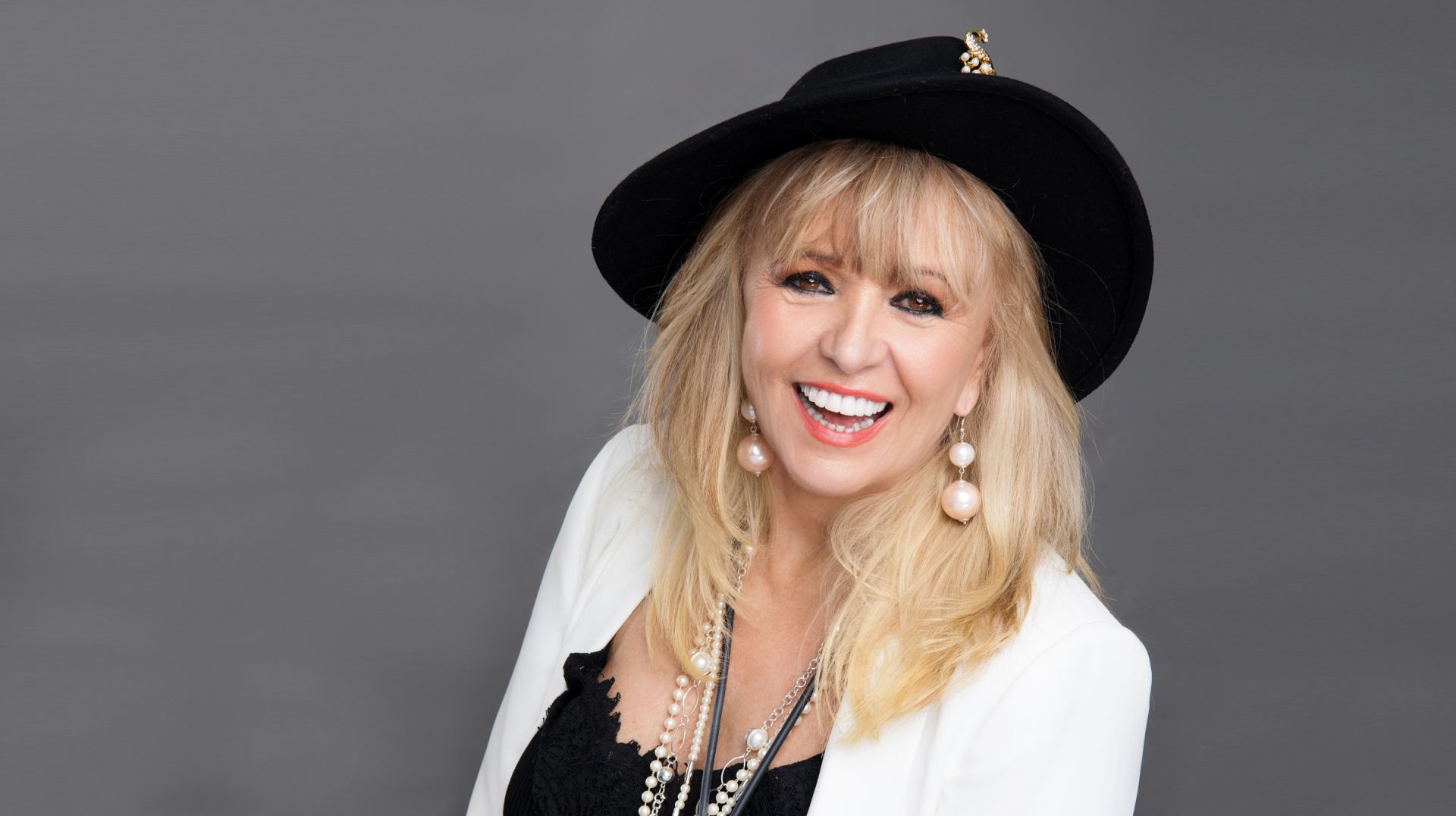 Csepregi Éva: "Minden reggel tornával kezdem a napot"