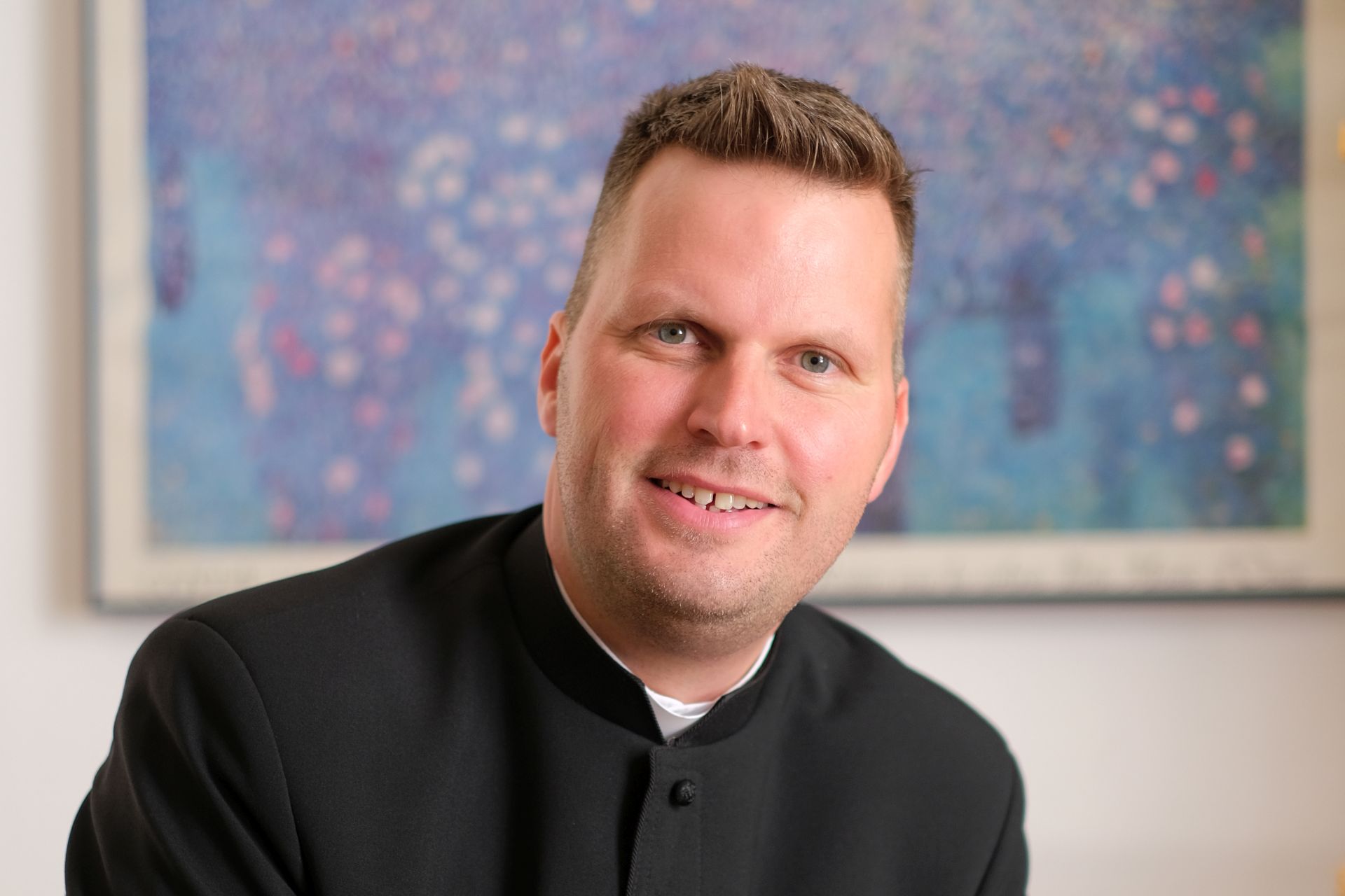 „Ne engedjük el a kamaszok kezét!”