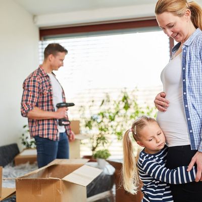 Bővül a család, költöznénk – ezek az elérhető lakástámogatások 