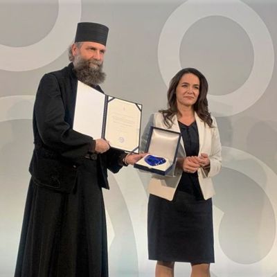 Esélyt az életre díjjal ismerték el a Keresztény Roma Szakkollégiumi Hálózat működését 